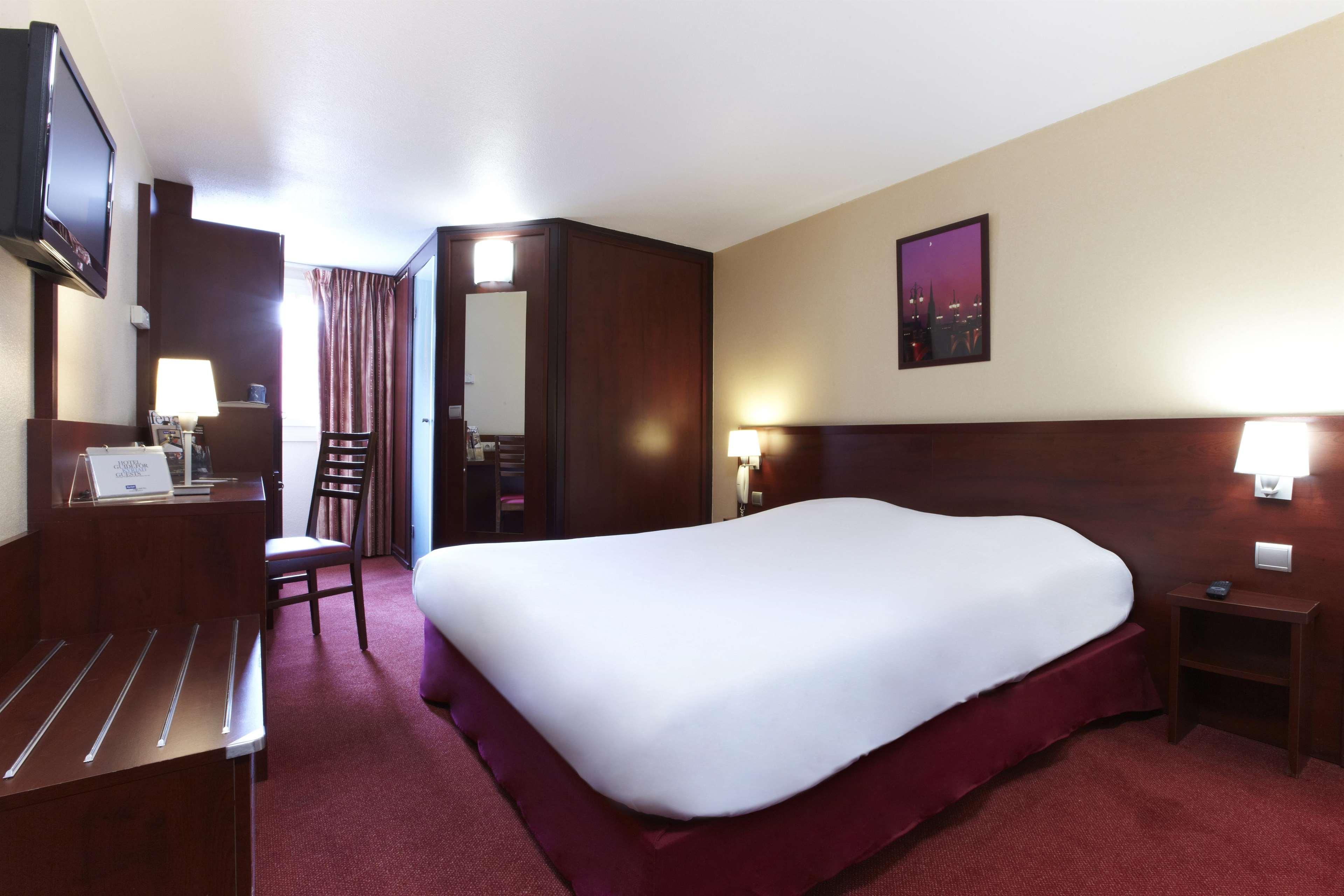 Kyriad Bordeaux Lormont Kültér fotó